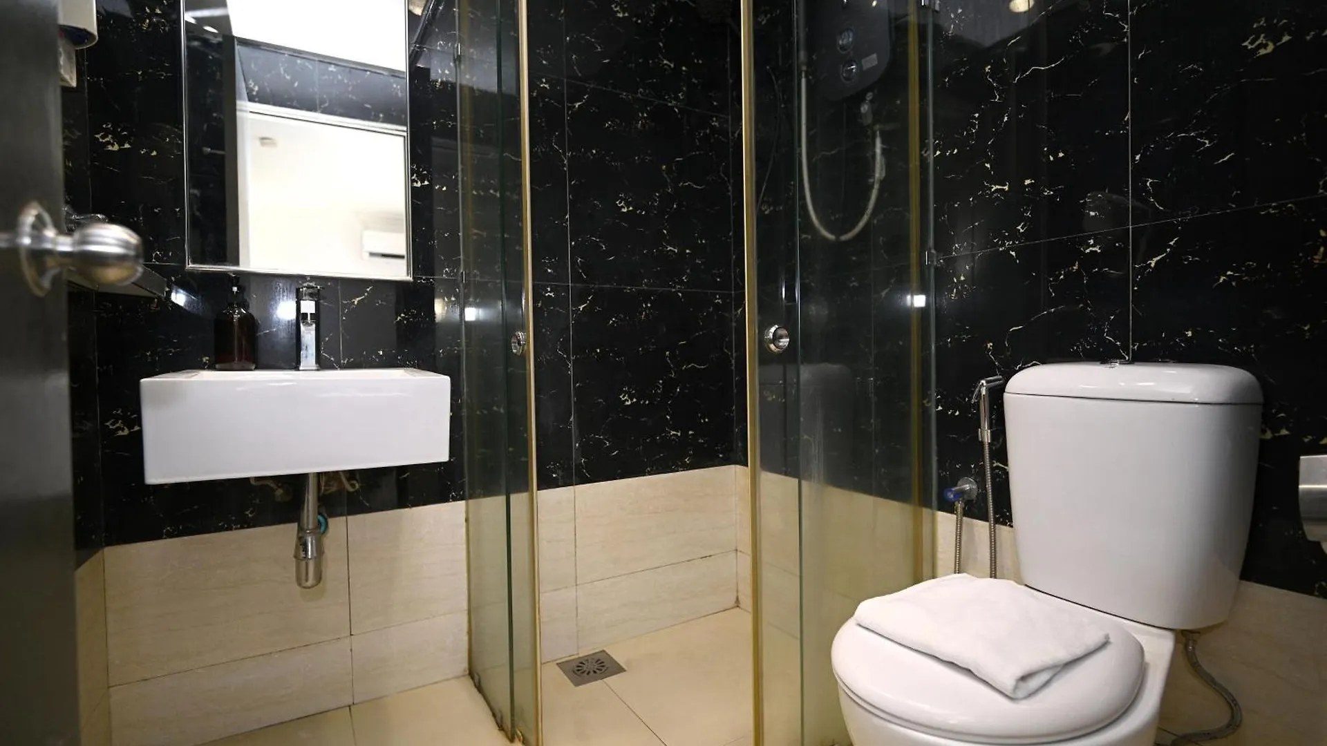 Kingston Hotel 6 - Changkat, Bukit Bintang 吉隆坡