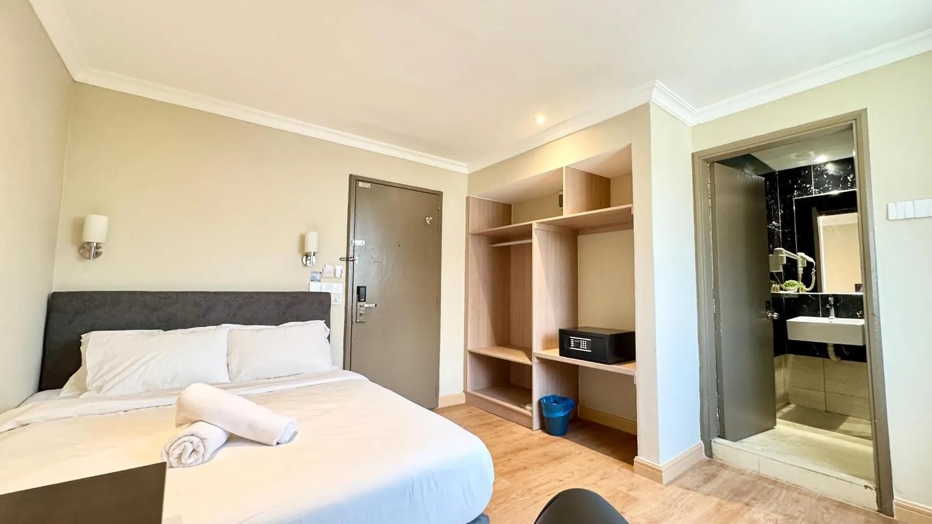 Kingston Hotel 6 - Changkat, Bukit Bintang 吉隆坡 2*,